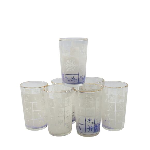 Vintage FEDERAL GLASS Christmas Holiday Snowflake Set of 7 Juice Glasses - Picture 2 of 5